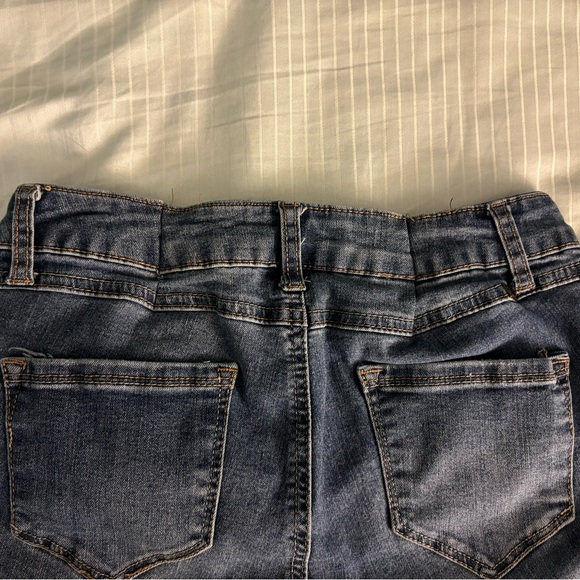 Donated - Picture 4 of 5